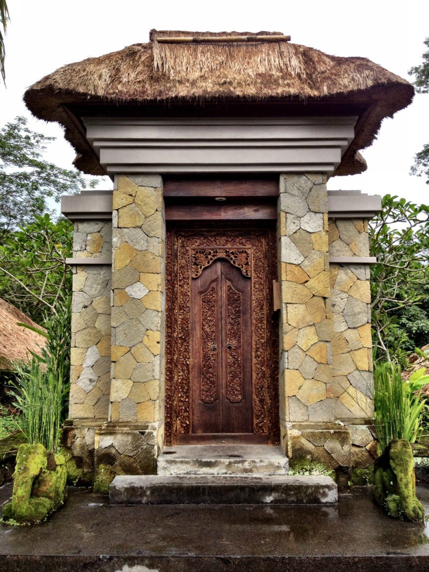 Bali: Maya Ubud | and a Village Trek!